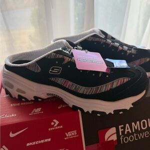 Skechers Women's Black and Multicolor Sneakers